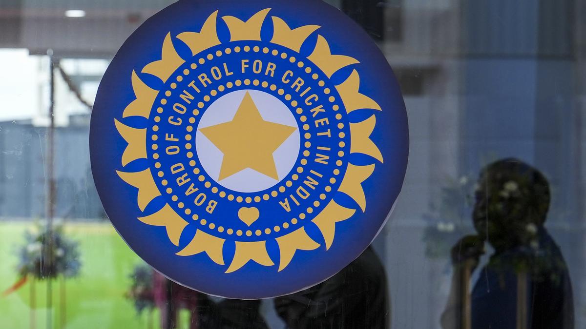 Bengaluru Stampede: BCCI Ombudsman instructs RCB, KSCA to file written submissions