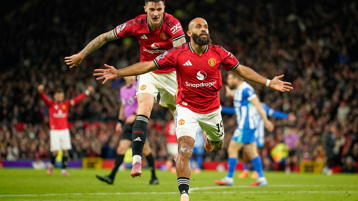 Man United finally heading in right direction but Liverpool’s losing run goes on Man United finally heading in right direction but Liverpool’s losing run goes on