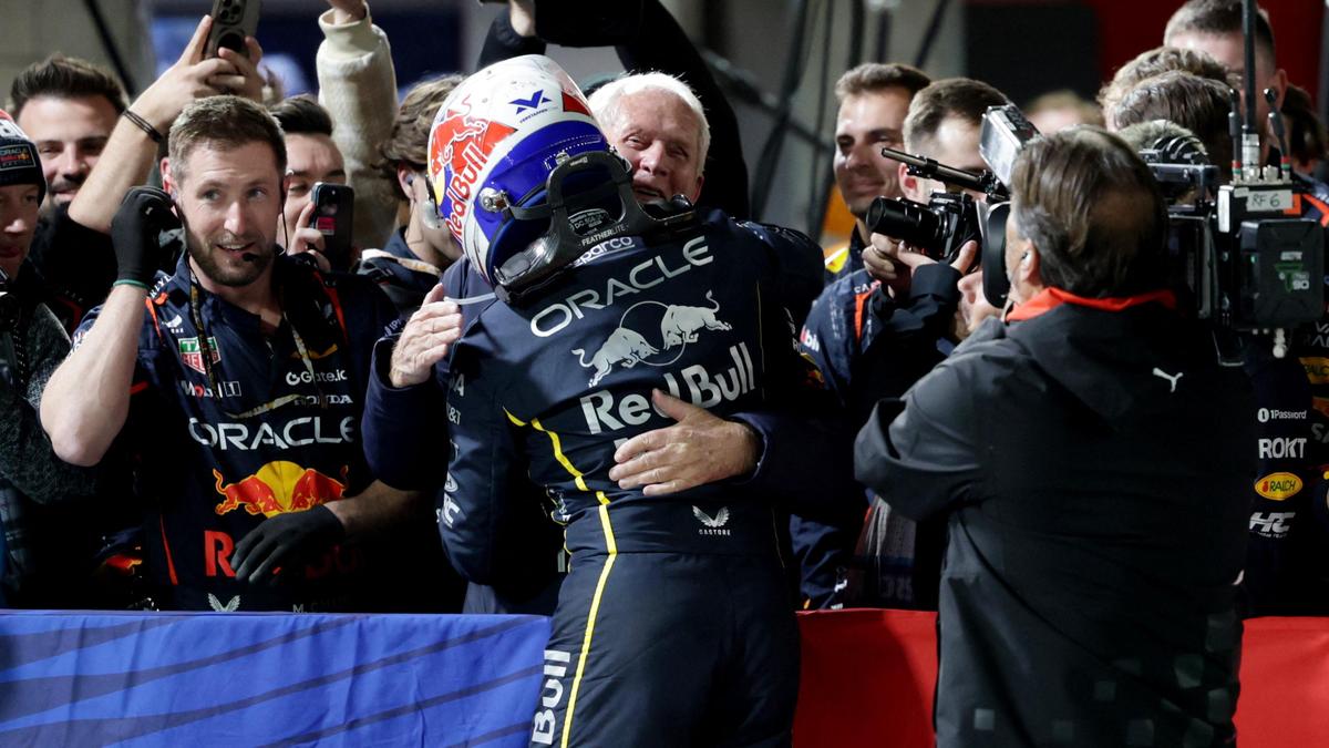 Verstappen wins in Vegas, Norris second and extends lead