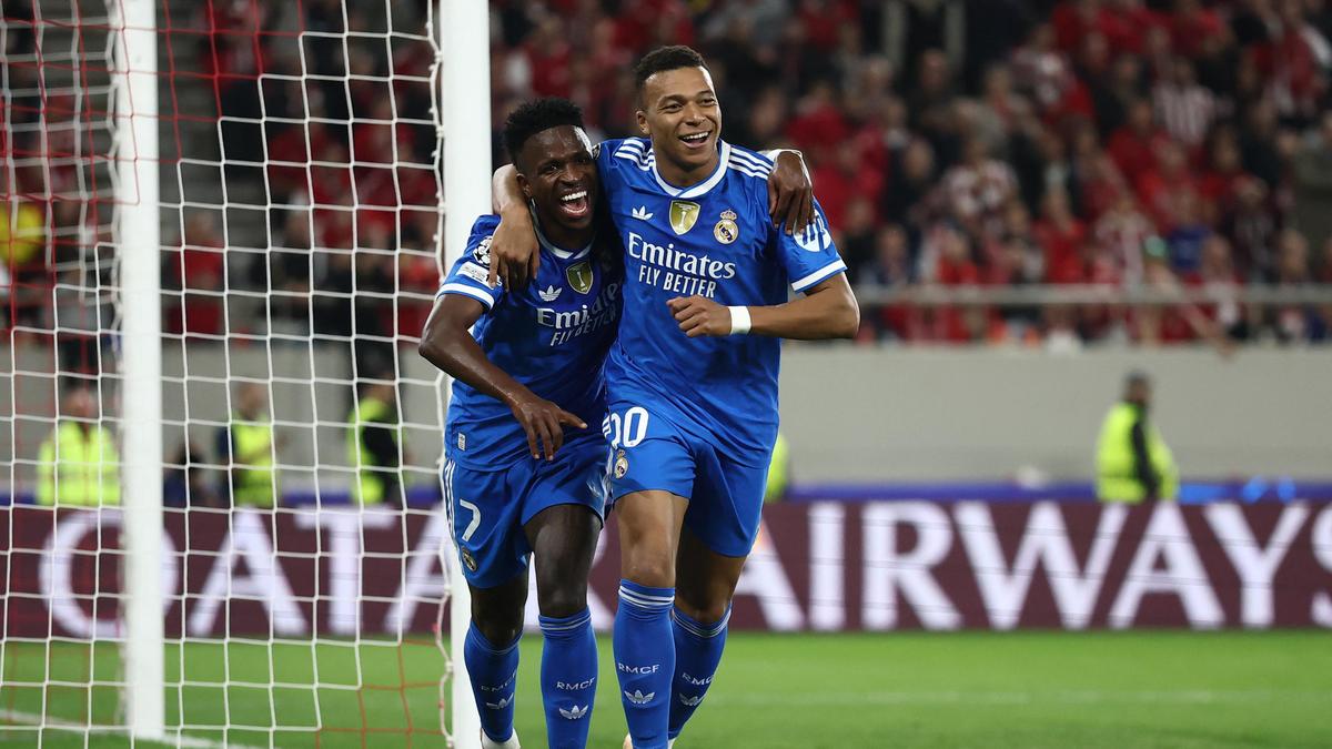 Champions League: Mbappe scores 4, PSG hits 5, Arsenal topples Bayern and teenage scorers shine