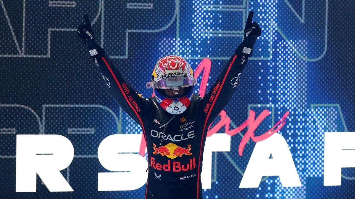Verstappen wins Qatar GP as F1 title fight with Norris and Piastri goes to final race