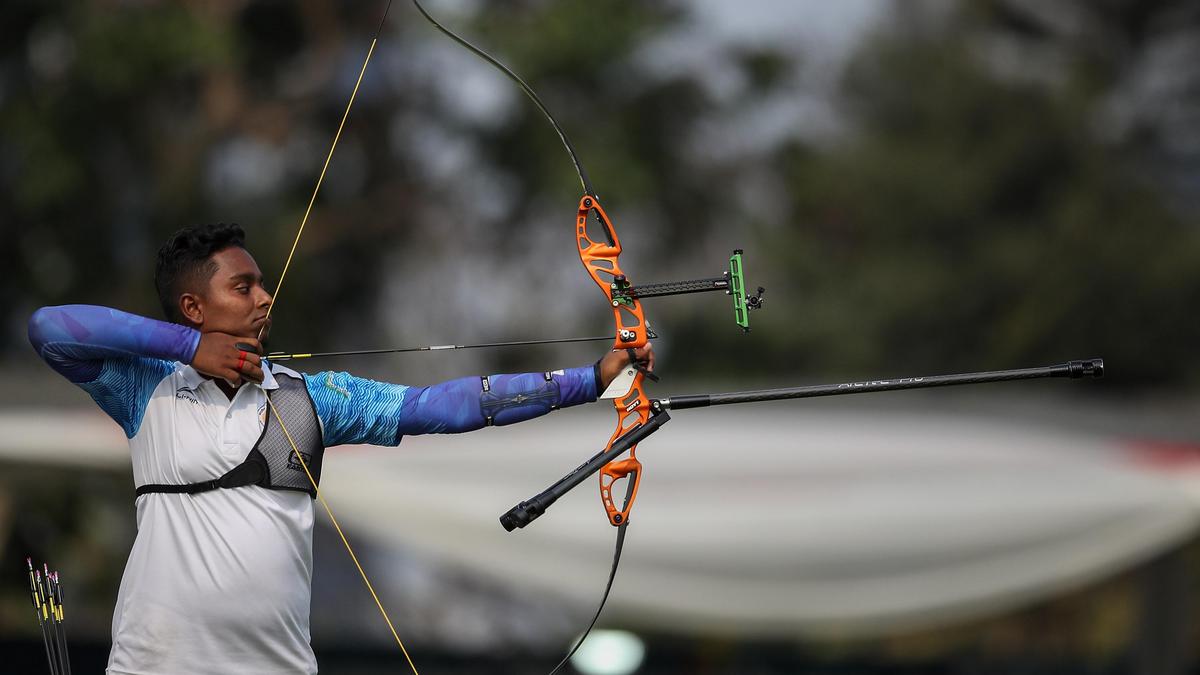 Asian Archery Championship: Indian recurve men stun South Korea in shoot-off to end 18-year wait for gold Asian Archery Championship: Indian recurve men stun South Korea in shoot-off to end 18-year wait for gold