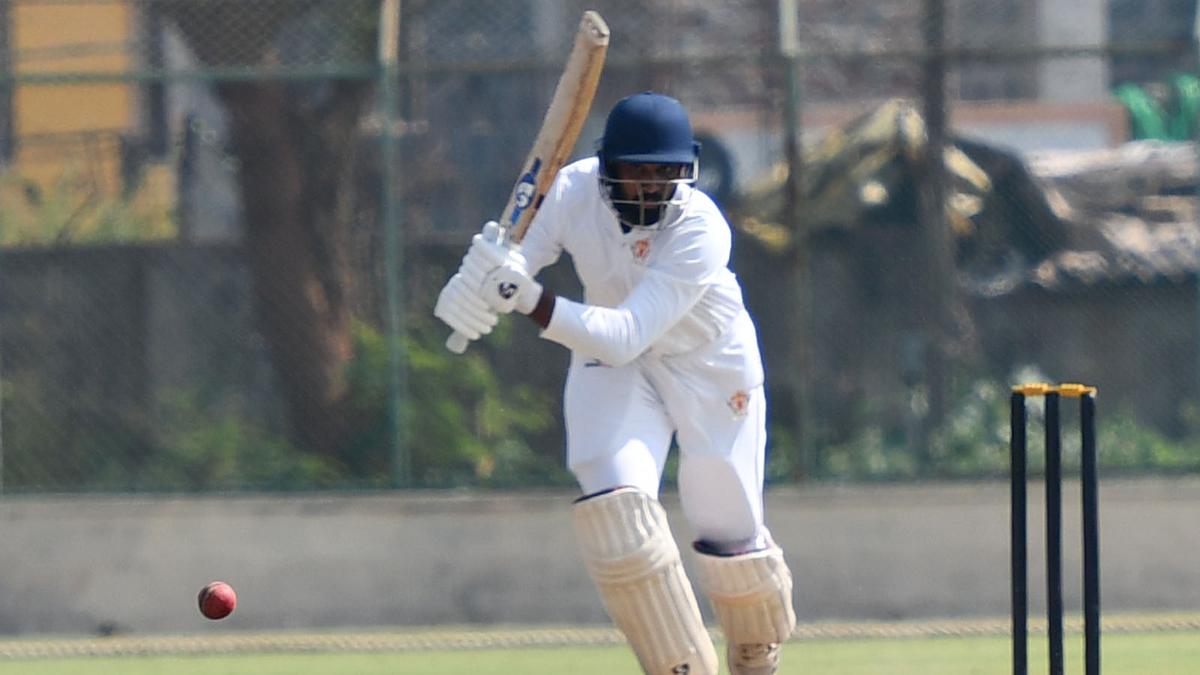Ranji Trophy 2025-26 | Smaran’s regal double century puts Karnataka in complete control
