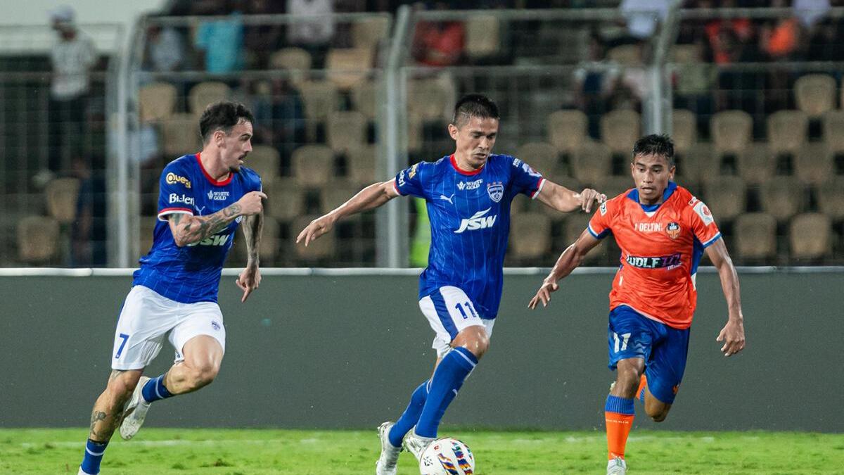 Chhetri passes the baton to Williams in India rebuild Chhetri passes the baton to Williams in India rebuild