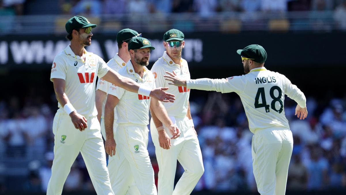 AUS vs ENG 2nd Ashes Test: Joe Root remains unbeaten on 138 as England dismissed for 334