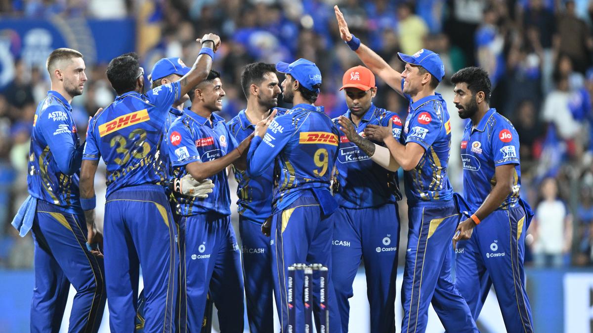 Mumbai, Ahmedabad front-runners to host IPL playoffs