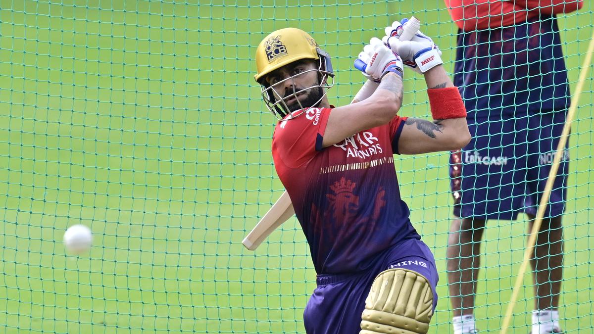 Kohli’s business as usual, thinking what he can achieve with RCB this IPL: Mo Bobat