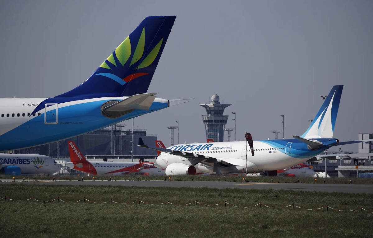 Paris airport chaos to enter second day after air traffic breakdown, ET TravelWorld
