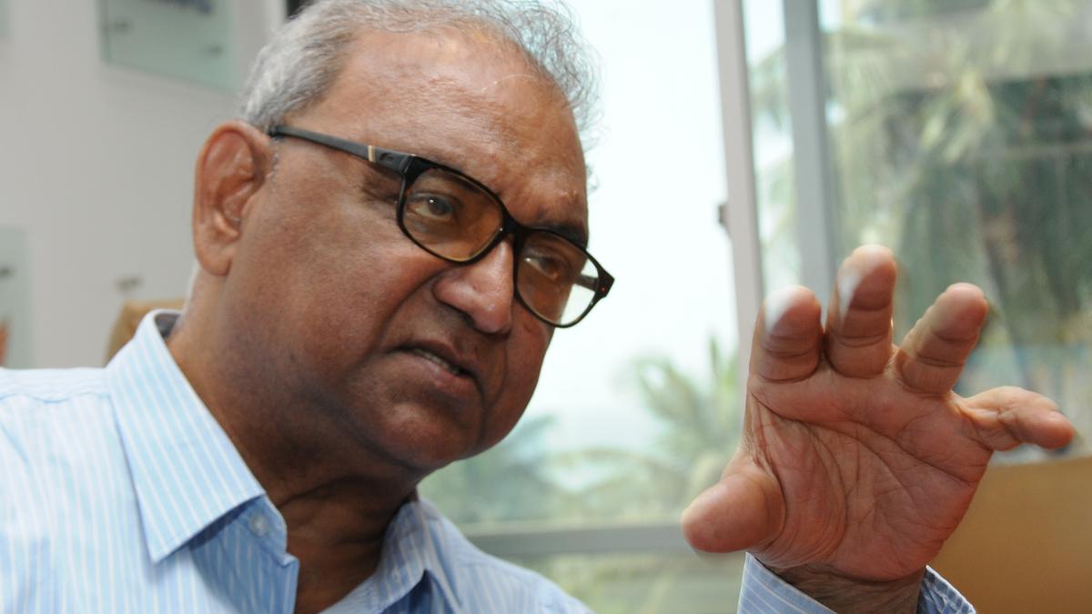 Vece Paes, Olympic hockey medallist and father of Leander Paes, passes away Vece Paes, Olympic hockey medallist and father of Leander Paes, passes away