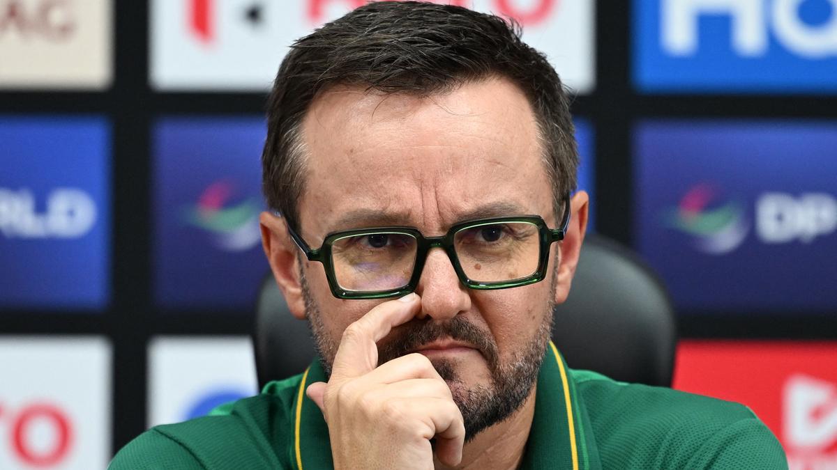 Pakistan coach Hesson excited to be part of ‘a highly-charged event’ Pakistan coach Hesson excited to be part of ‘a highly-charged event’